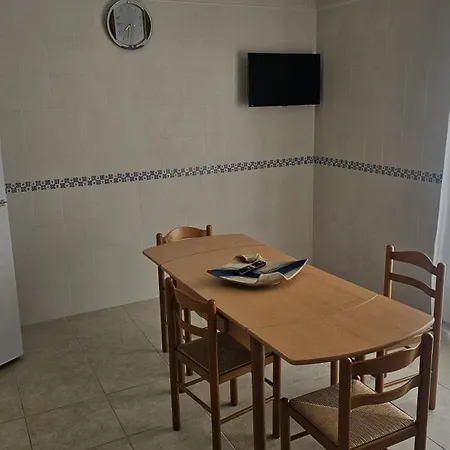 Surfando No Baleal 8 Pessoas Willa