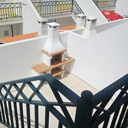 Surfando No Baleal 8 Pessoas Willa Ferrel (Leiria)